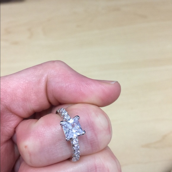 SOLD- Travel Engagement Style Ring - Picture 6 of 6